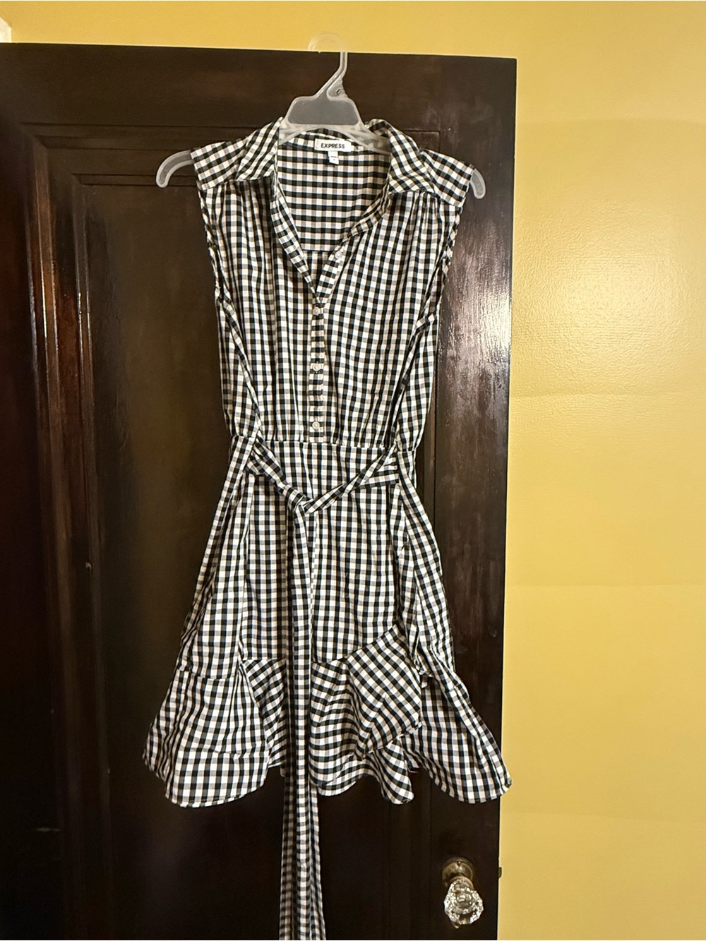 Express Black and White Gingham Midi Shirt Dress with Tie Waist